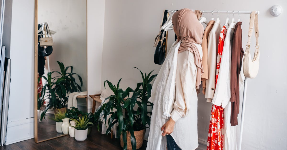 entdecken sie ethische mode, die stil und nachhaltigkeit vereint. unsere kollektion fördert faire arbeitsbedingungen und umweltfreundliche materialien, damit sie nicht nur gut aussehen, sondern auch gutes tun.
